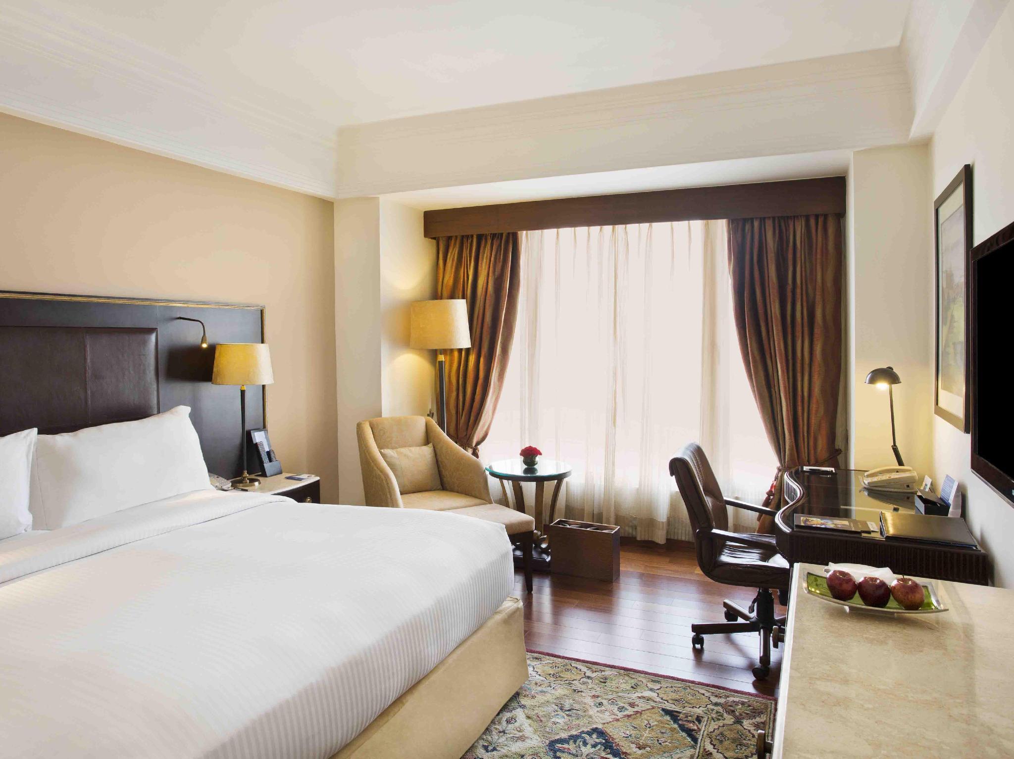 Eros Hotel New Delhi, Nehru Place Kültér fotó A room at the Taj Bengal