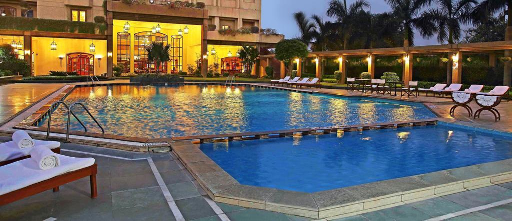 Eros Hotel New Delhi, Nehru Place Kültér fotó The Oberoi, Gurgaon