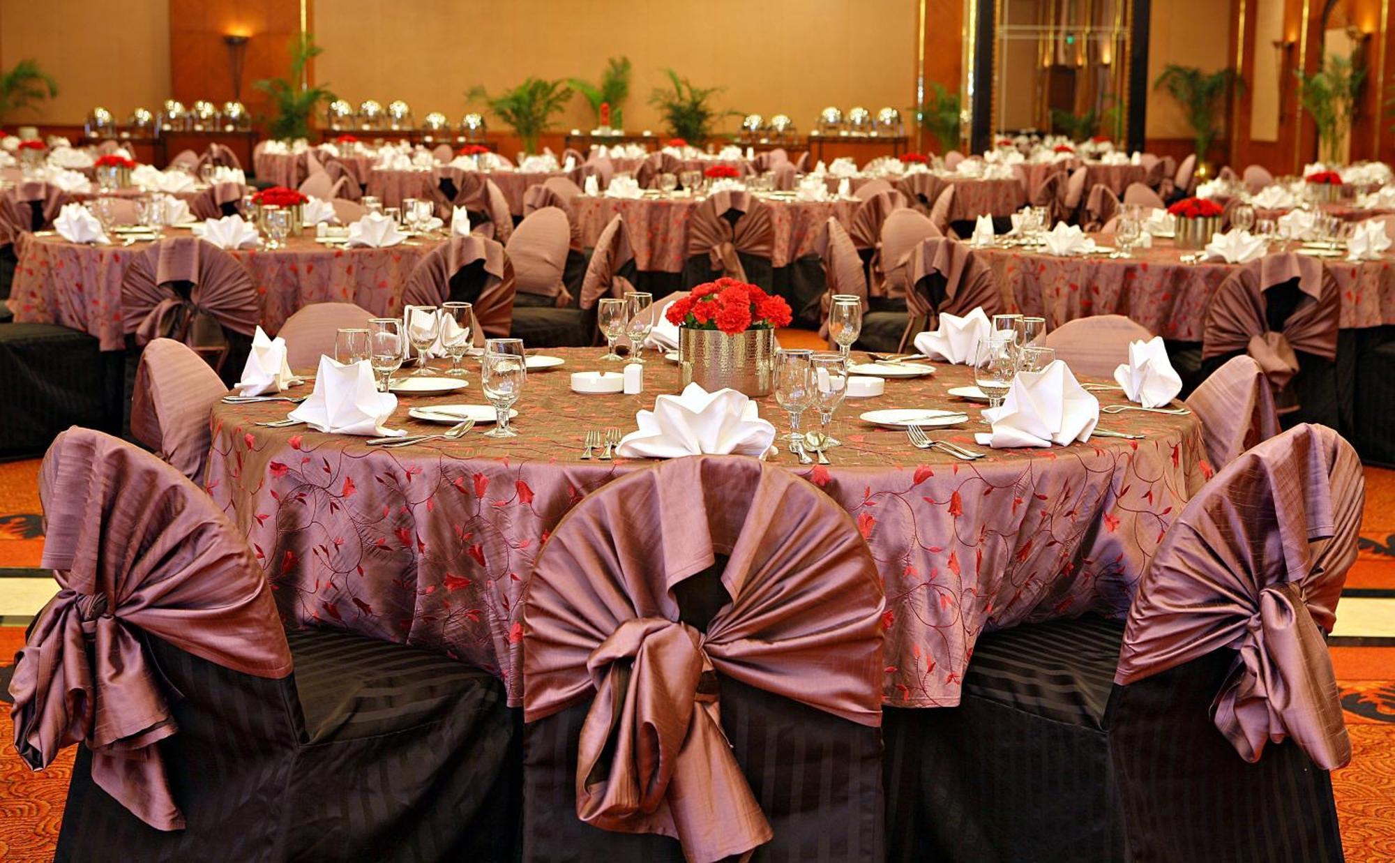 Eros Hotel New Delhi, Nehru Place Kültér fotó Banquet hall